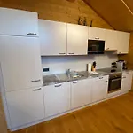 Jagdhütte *